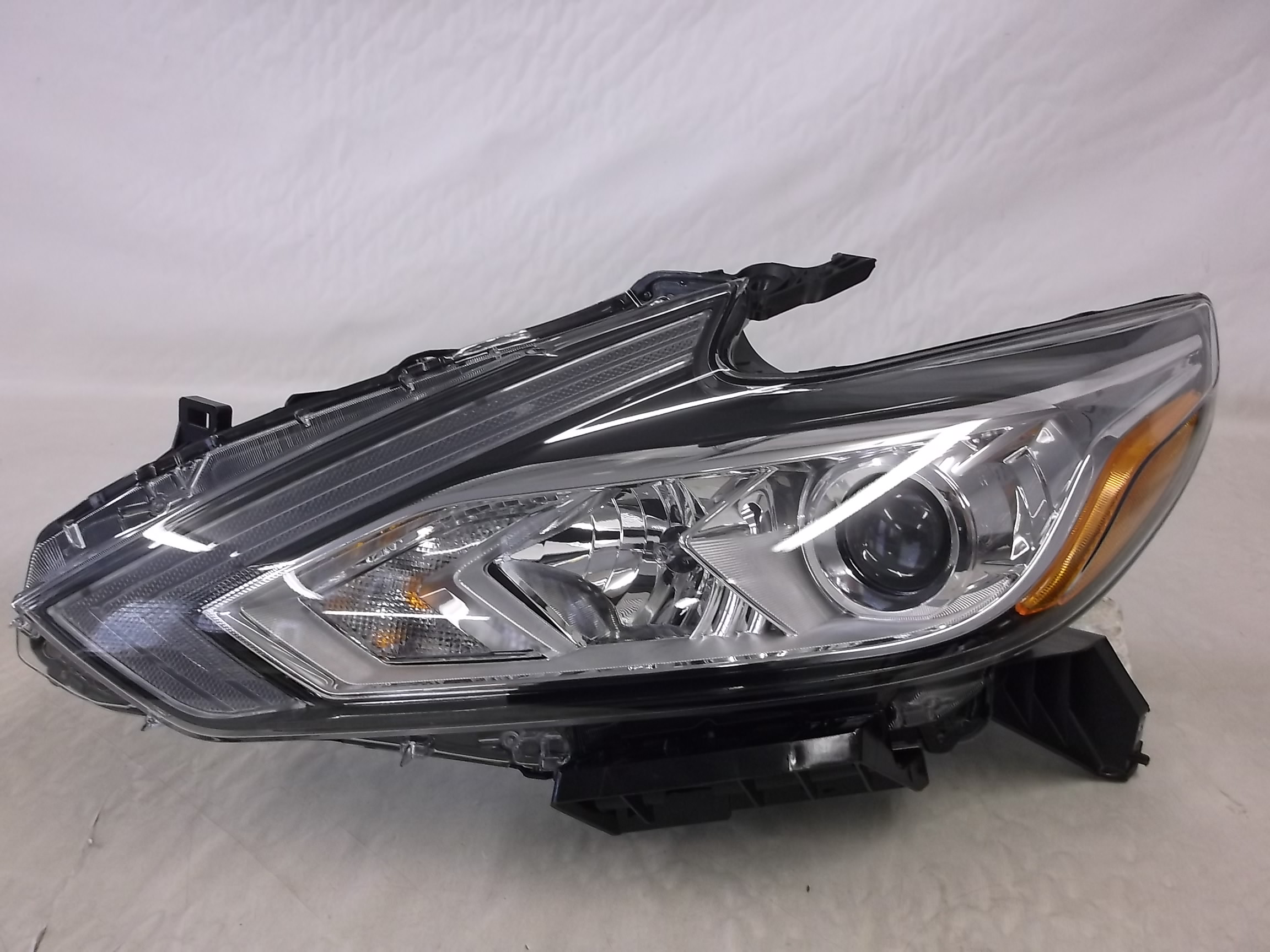 Oem Nissan Altima Halogen Lh Driver Side Headlight Lamp Chrome Ebay