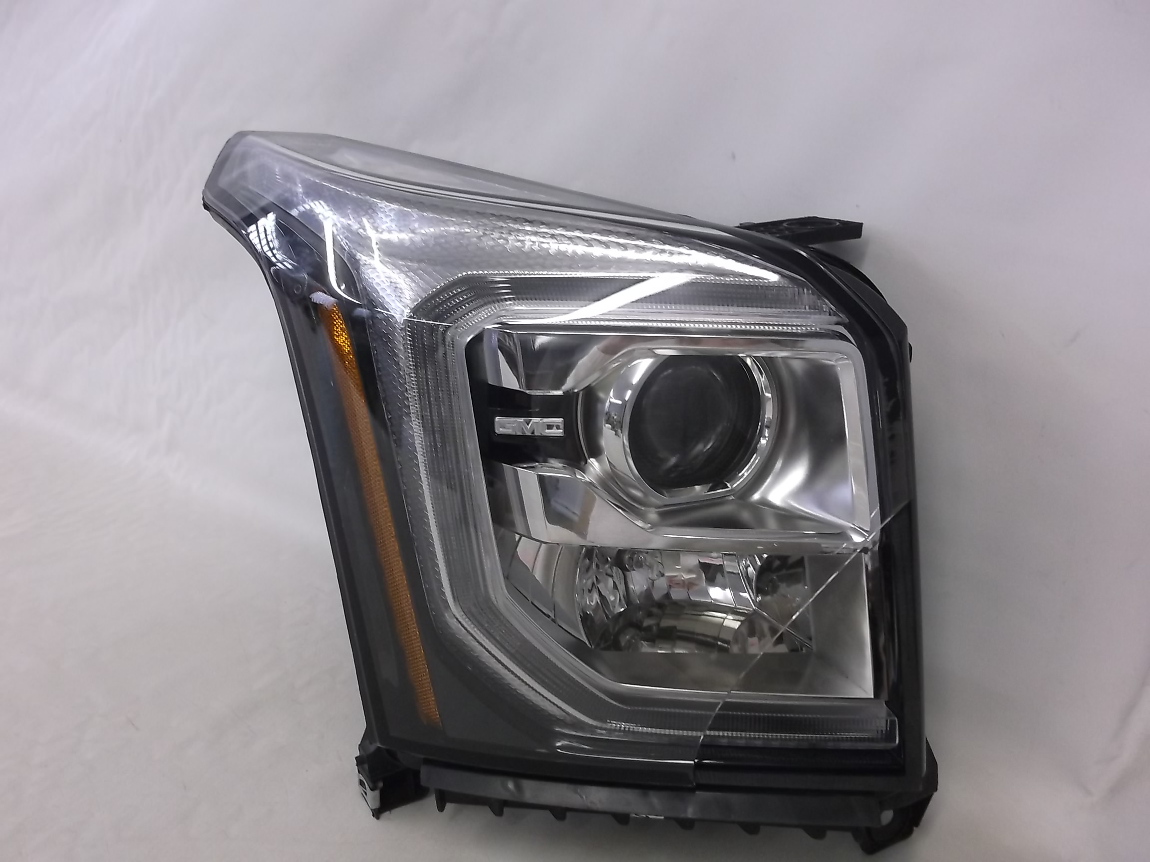 2015 2016 GMC YUKON XENON RH PASSENGER SIDE HEADLIGHT OEM !PARTS ONLY ...