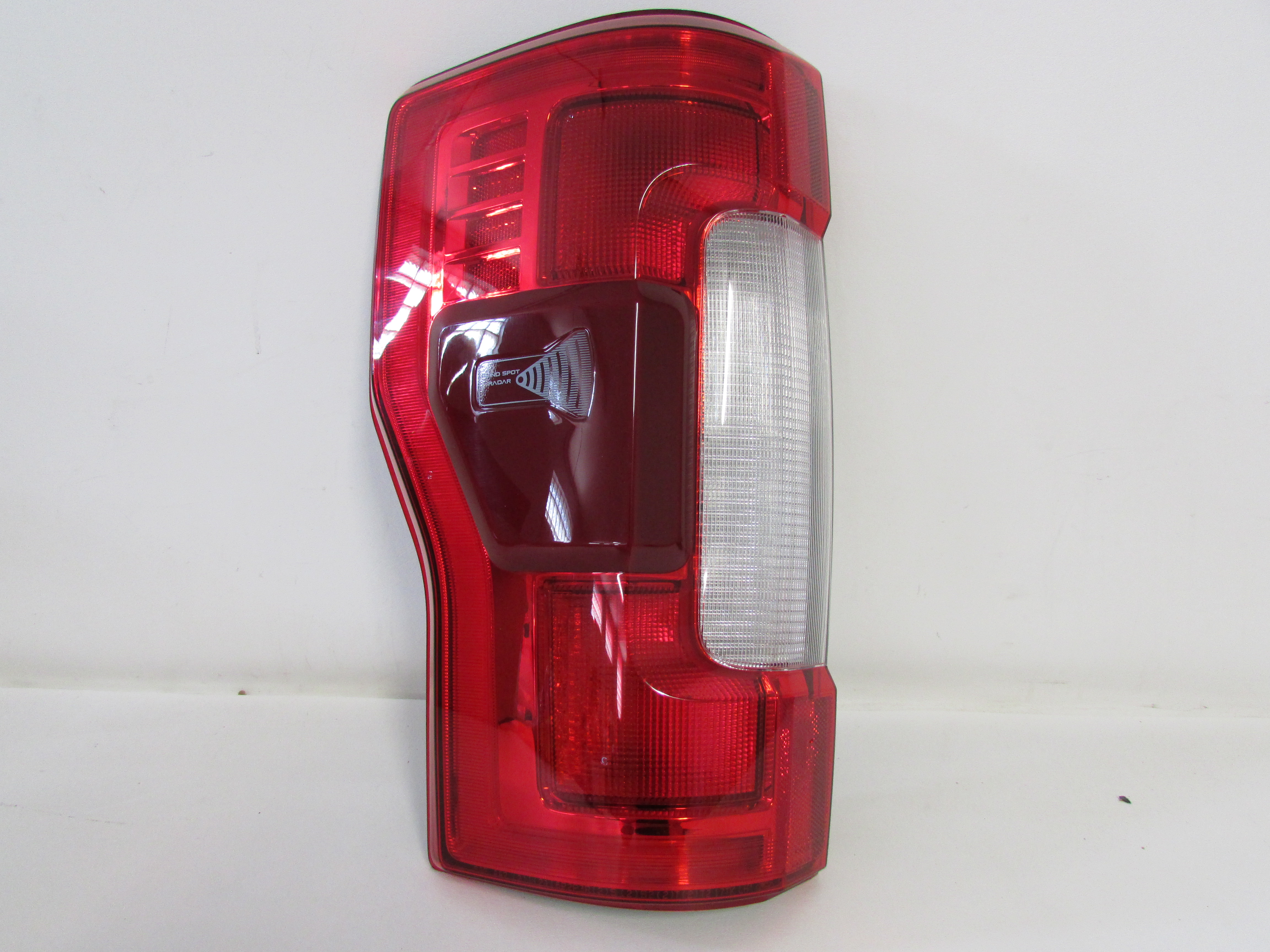 Ford Tail Light Assembly Replacement